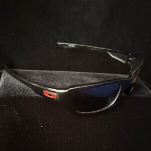 OAKLEY (4+1) Squared Black Sunglasses 24-191 54-19 
w/ Case